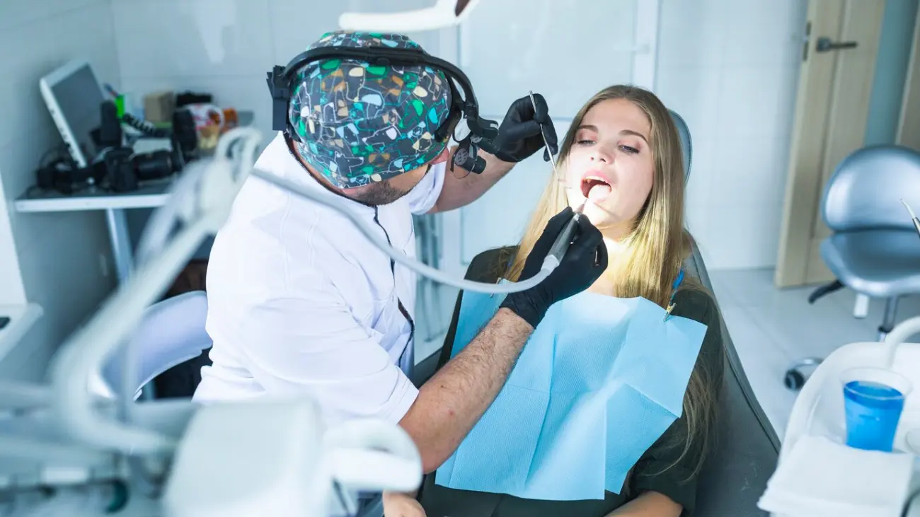 Modern dentistry clinic ensuring healthy, radiant smiles.