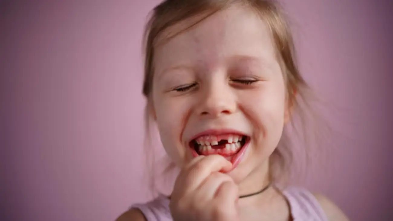 Baby gums bleeding teething relief service image
