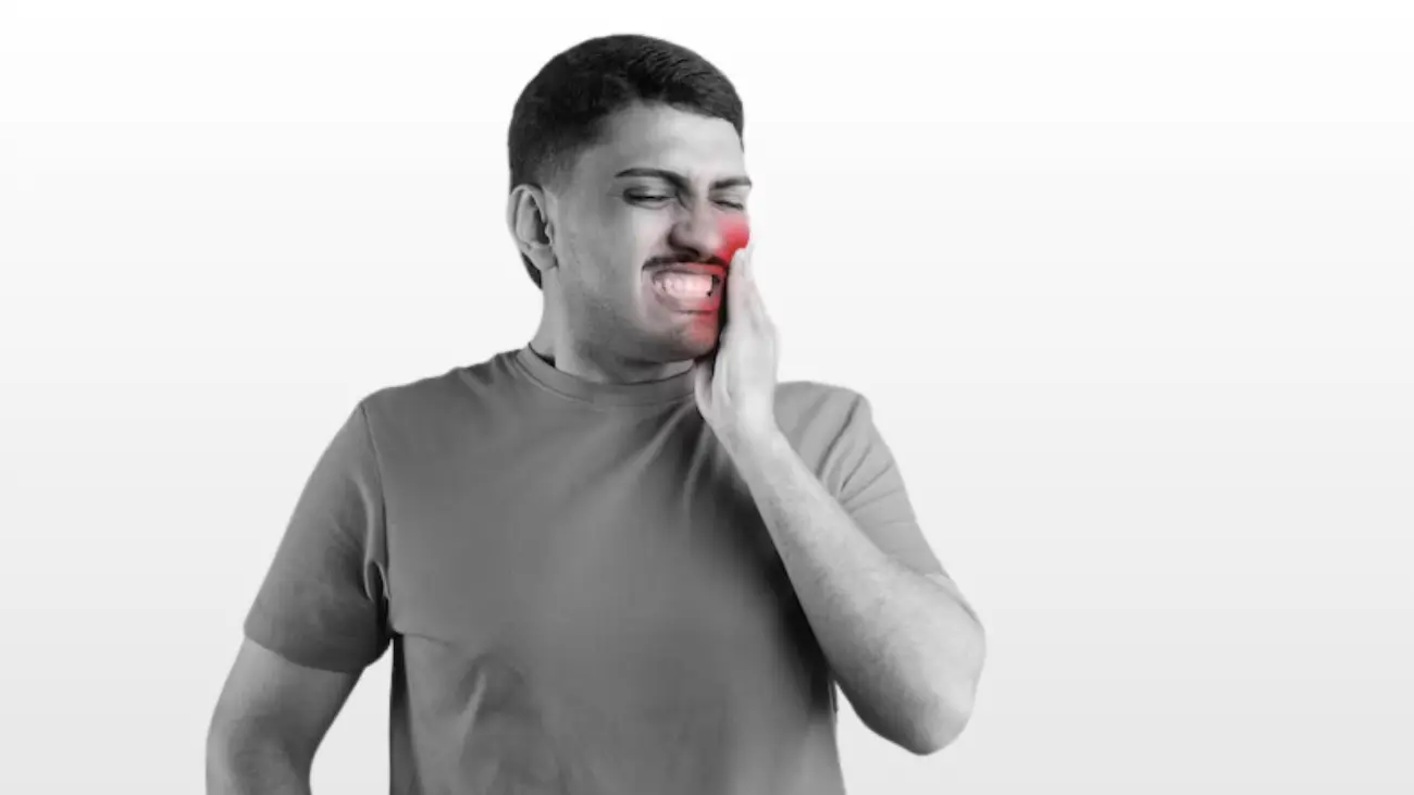صورة توضح الم في اللثة وعلاجه