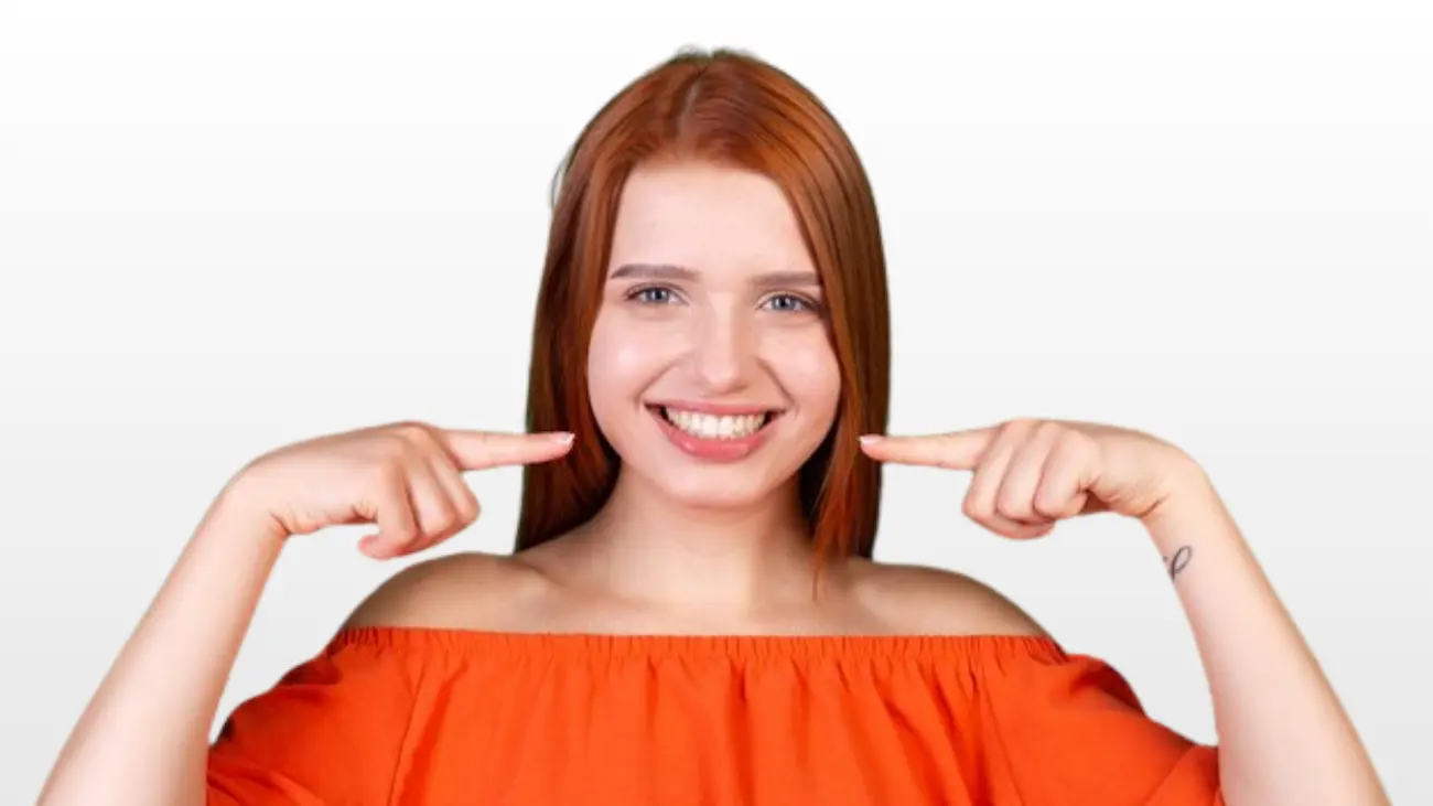 Hollywood Smile Dental Center service in Doha