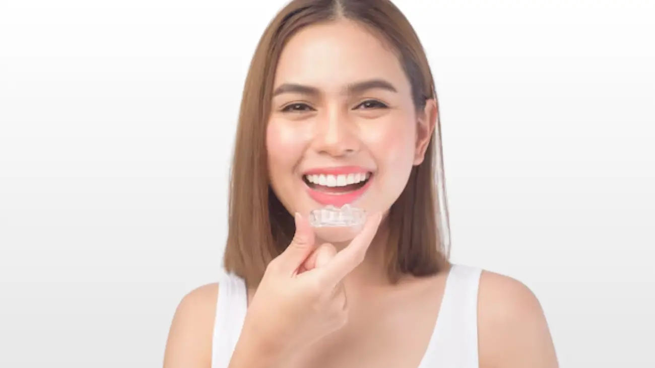 Invisalign aligners improving dental alignment and aesthetics